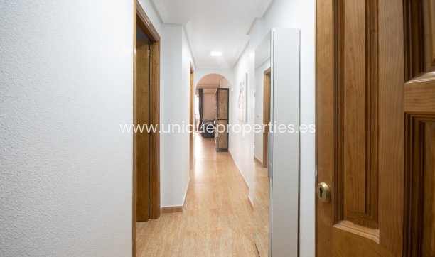 Revente - Apartment -
Orihuela Costa - Punta Prima