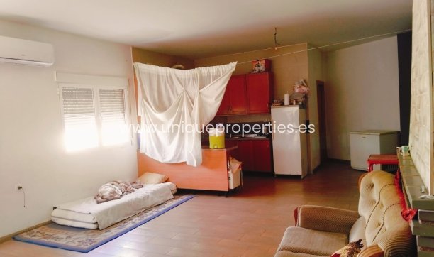 Reventa - Cave House -
Huescar