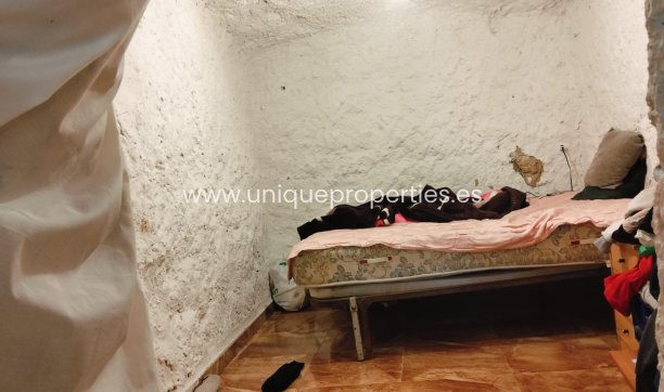 Reventa - Cave House -
Huescar