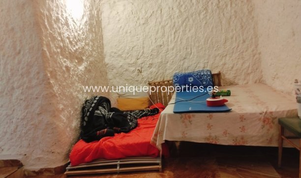 Reventa - Cave House -
Huescar