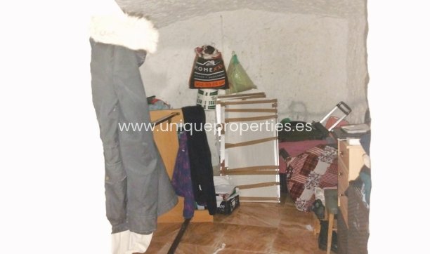 Reventa - Cave House -
Huescar