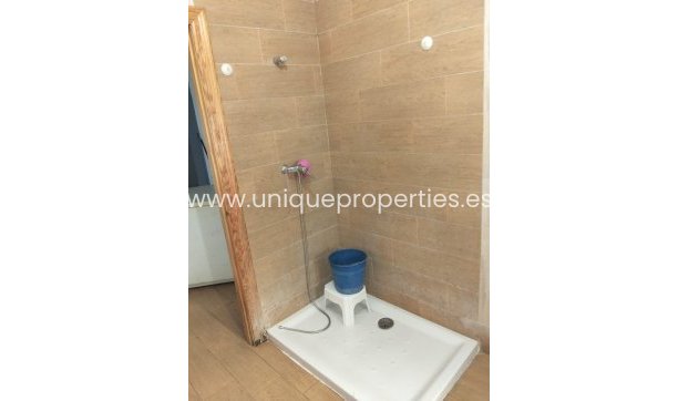 Reventa - Cave House -
Huescar