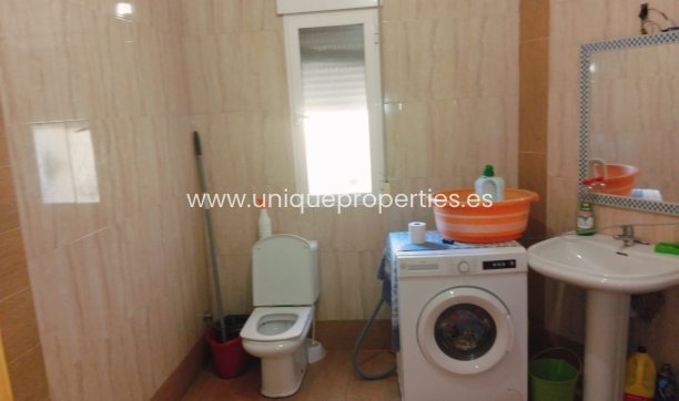 Reventa - Cave House -
Huescar