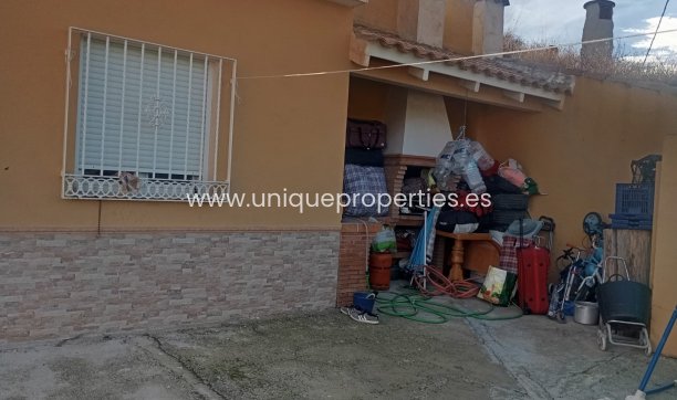 Reventa - Cave House -
Huescar