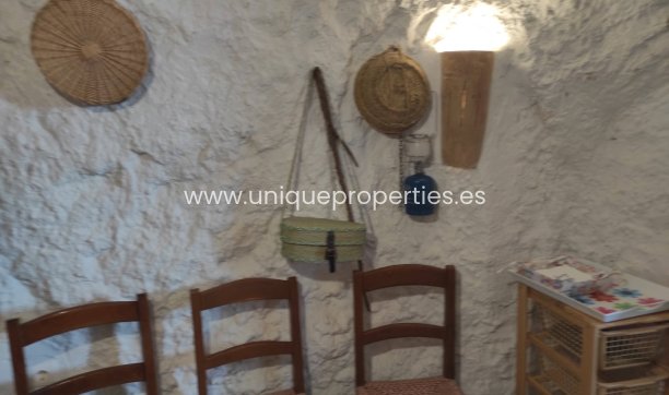 Herverkoop - Cave House -
Huescar