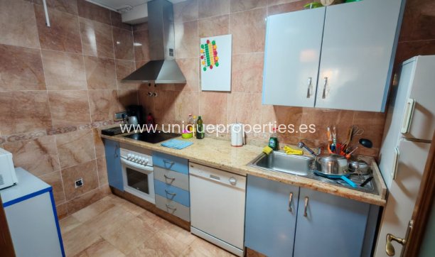 Herverkoop - Village House -
Macael