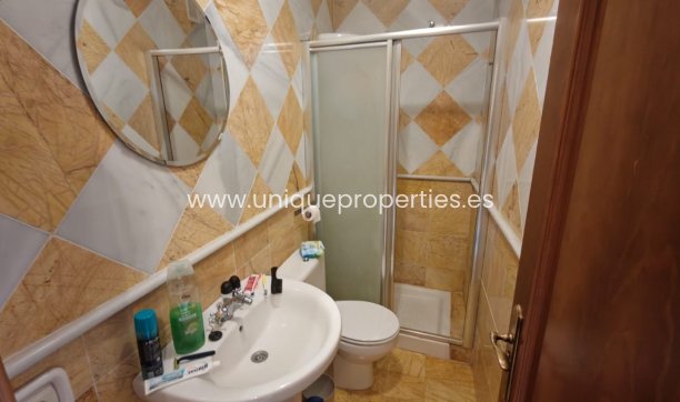 Herverkoop - Village House -
Macael