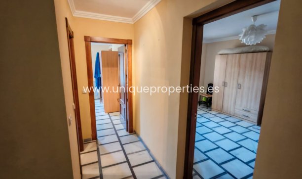 Herverkoop - Village House -
Macael