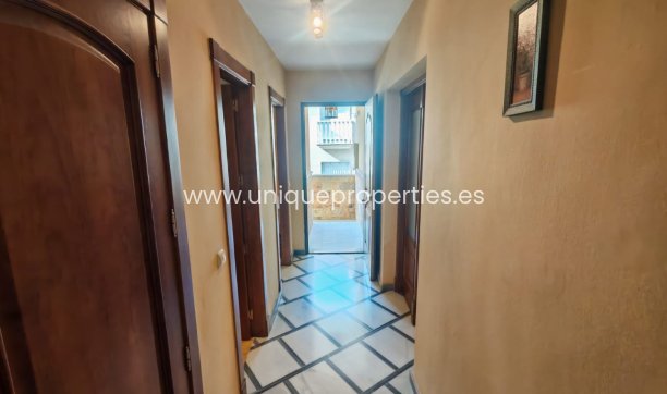 Herverkoop - Village House -
Macael