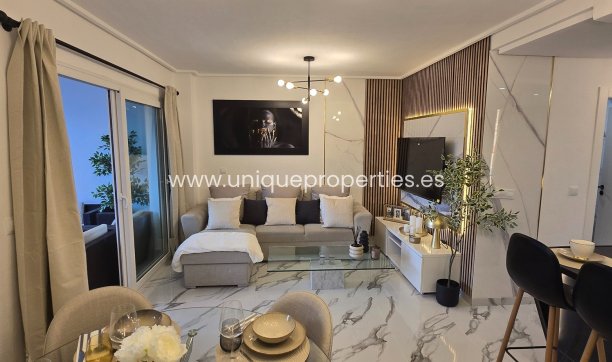 Resale - Apartment -
Sucina