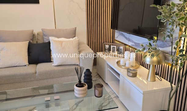 Resale - Apartment -
Sucina