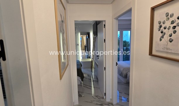 Resale - Apartment -
Sucina