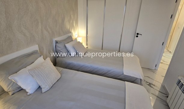 Resale - Apartment -
Sucina