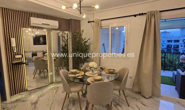 Resale - Apartment -
Sucina