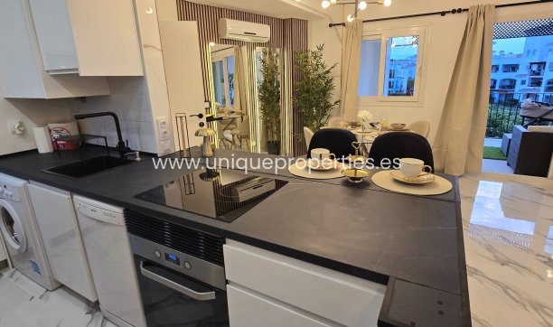 Resale - Apartment -
Sucina