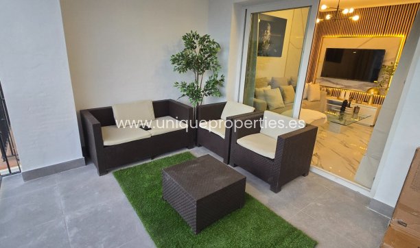 Resale - Apartment -
Sucina