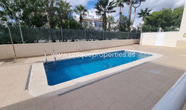 Reventa - House - Townhouse -
Orihuela Costa - Los Dolses