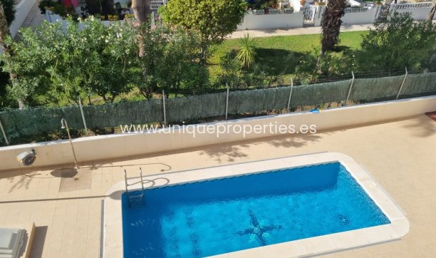 Reventa - House - Townhouse -
Orihuela Costa - Los Dolses