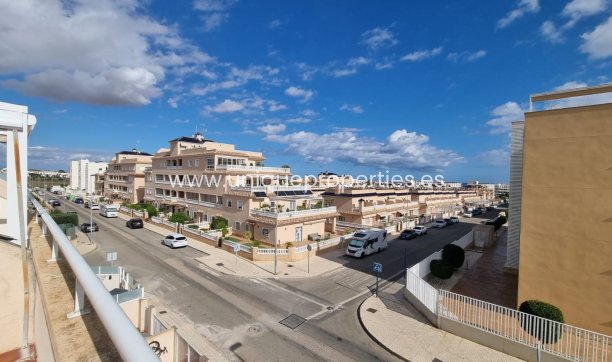 Reventa - House - Townhouse -
Orihuela Costa - Los Dolses