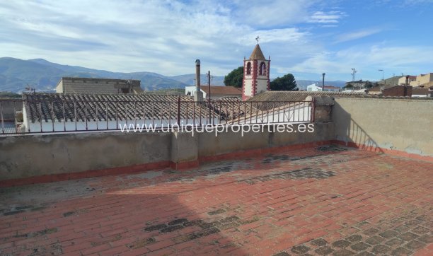 Reventa - Village House -
Higueral