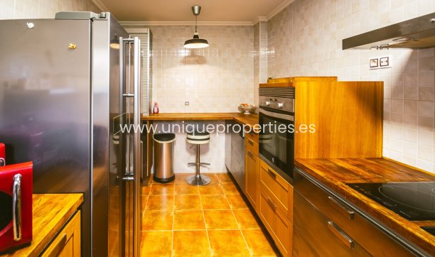 Resale - Villa -
Orihuela - Benferri