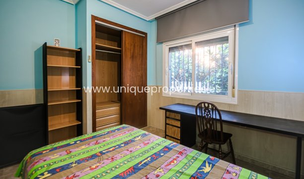 Resale - Villa -
Orihuela - Benferri