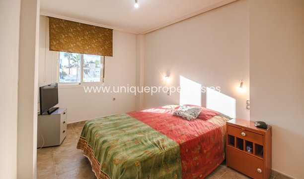 Resale - Villa -
Orihuela - Benferri