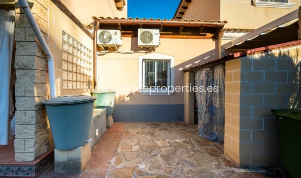 Resale - Villa -
Orihuela - Benferri
