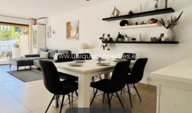 Resale - Apartment -
Cala Vinyes - Calvià