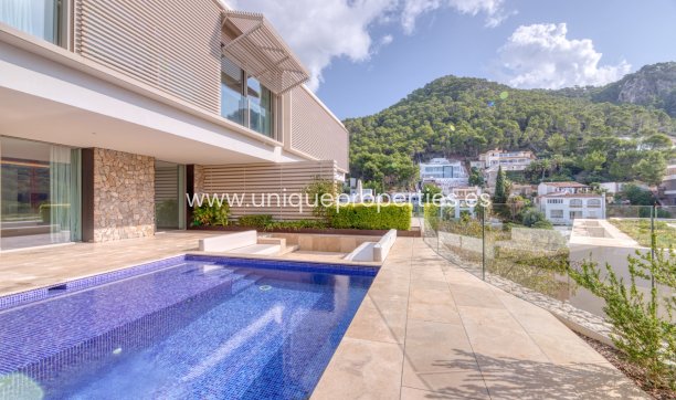 Resale - Villa -
Port d'Andratx - Andratx