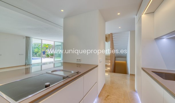 Resale - Villa -
Port d'Andratx - Andratx