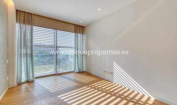 Resale - Villa -
Port d'Andratx - Andratx