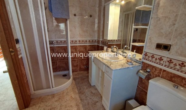 Reventa - Village House -
Lucar