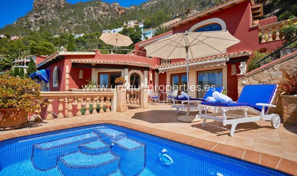 Resale - Villa -
Port d'Andratx - Andratx