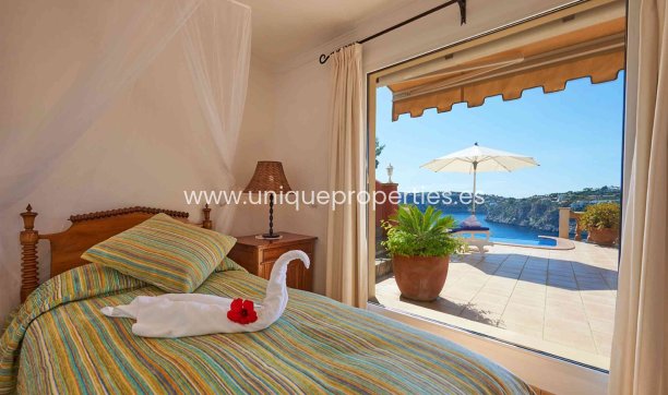 Resale - Villa -
Port d'Andratx - Andratx