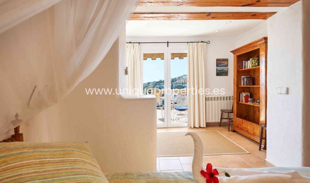 Resale - Villa -
Port d'Andratx - Andratx