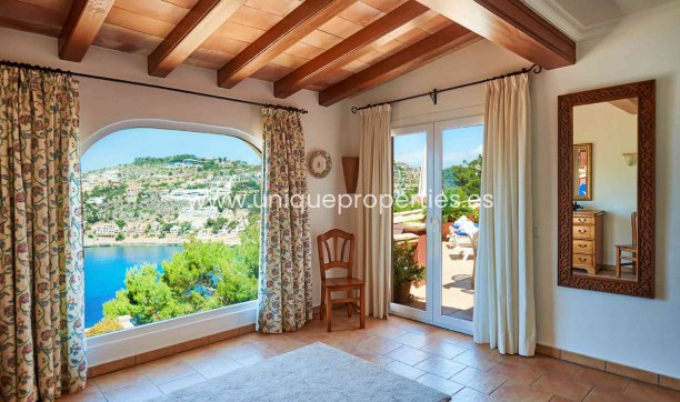 Resale - Villa -
Port d'Andratx - Andratx