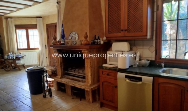 Herverkoop - Villa -
Macael