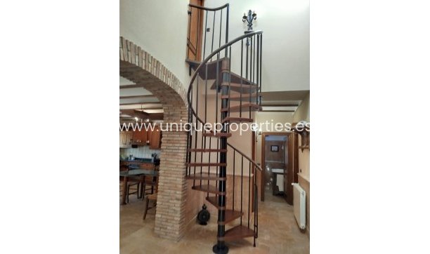 Herverkoop - Villa -
Macael