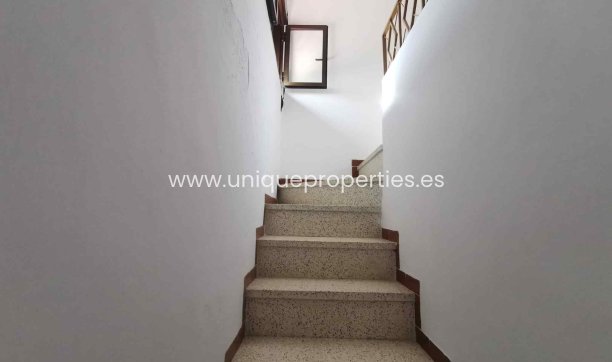 Resale - Cave House -
Caniles