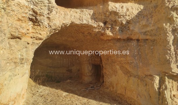 Herverkoop - Cave House -
Huescar