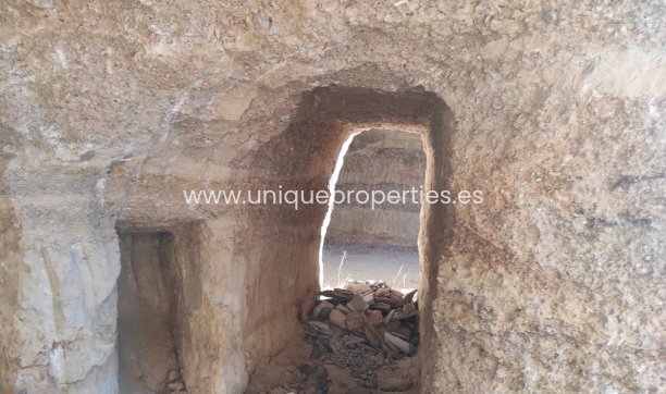 Herverkoop - Cave House -
Huescar