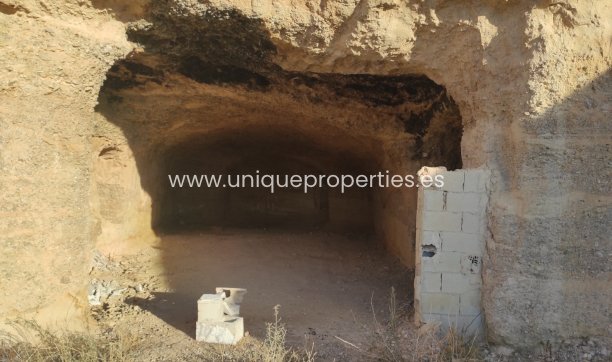 Herverkoop - Cave House -
Huescar