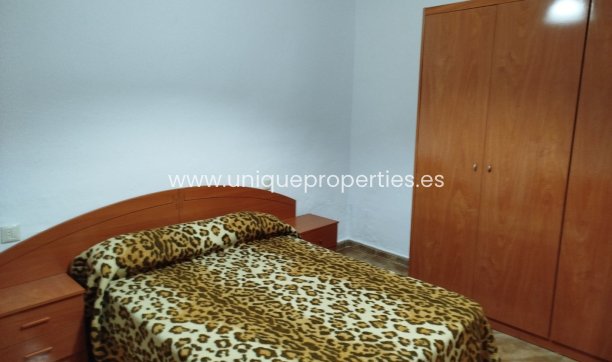 Herverkoop - Village House -
Purchena