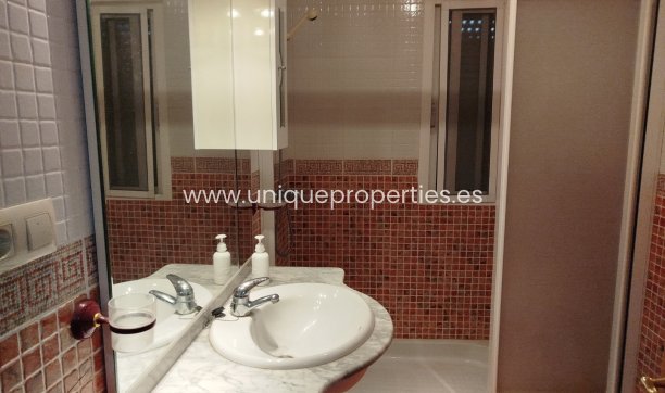 Herverkoop - Village House -
Purchena