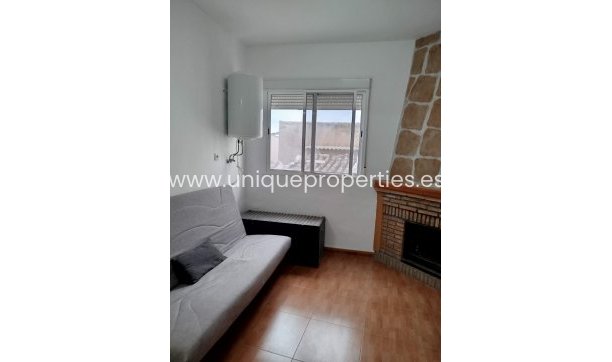 Herverkoop - Village House -
Purchena