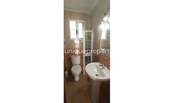 Revente - House -
Orihuela Costa