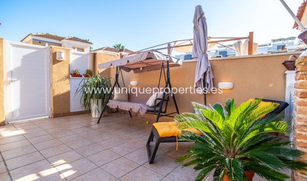 Resale - Villa -
Guardamar del Segura - EL RASO