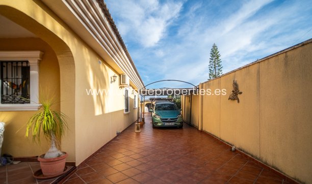 Herverkoop - Villa -
Torrevieja - LOS BALCONES - LOS ALTOS