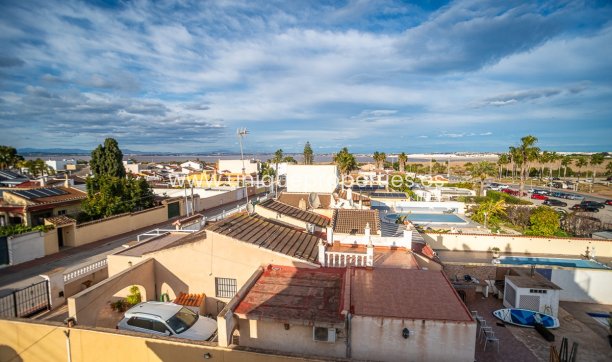 Herverkoop - Villa -
Torrevieja - LOS BALCONES - LOS ALTOS